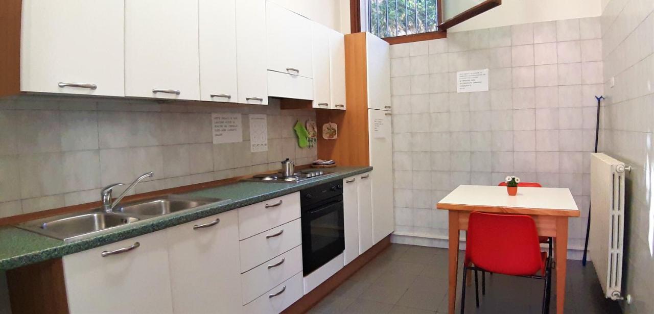 Hotel Casa Santa Caterina E Sant Antonio Padwa Zewnętrze zdjęcie