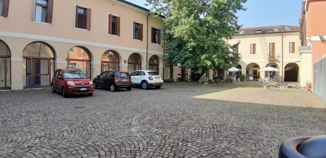 Hotel Casa Santa Caterina E Sant Antonio Padwa Zewnętrze zdjęcie