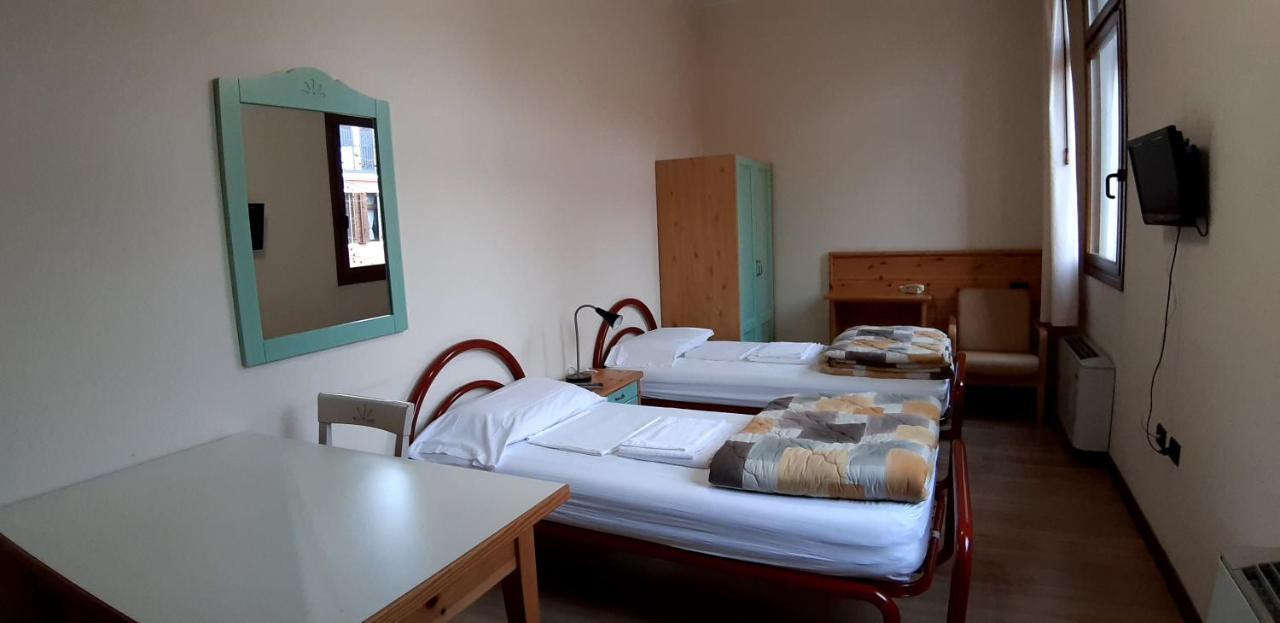 Hotel Casa Santa Caterina E Sant Antonio Padwa Zewnętrze zdjęcie