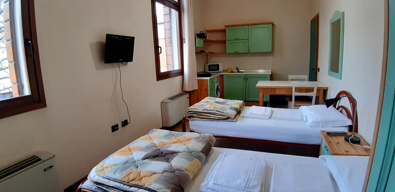 Hotel Casa Santa Caterina E Sant Antonio Padwa Zewnętrze zdjęcie