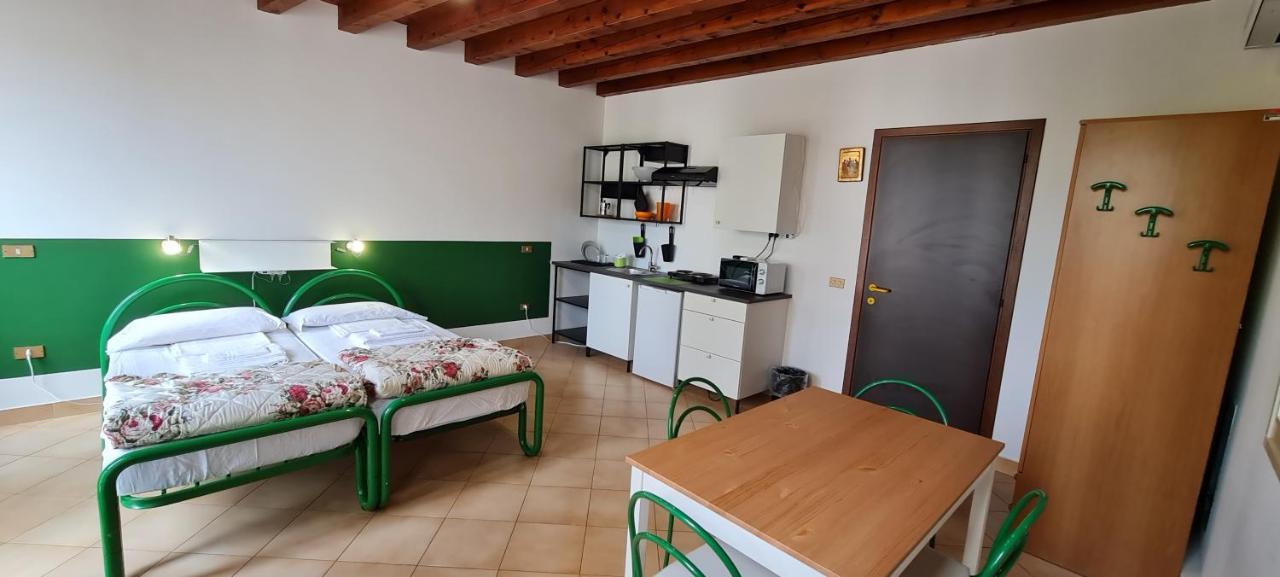 Hotel Casa Santa Caterina E Sant Antonio Padwa Zewnętrze zdjęcie