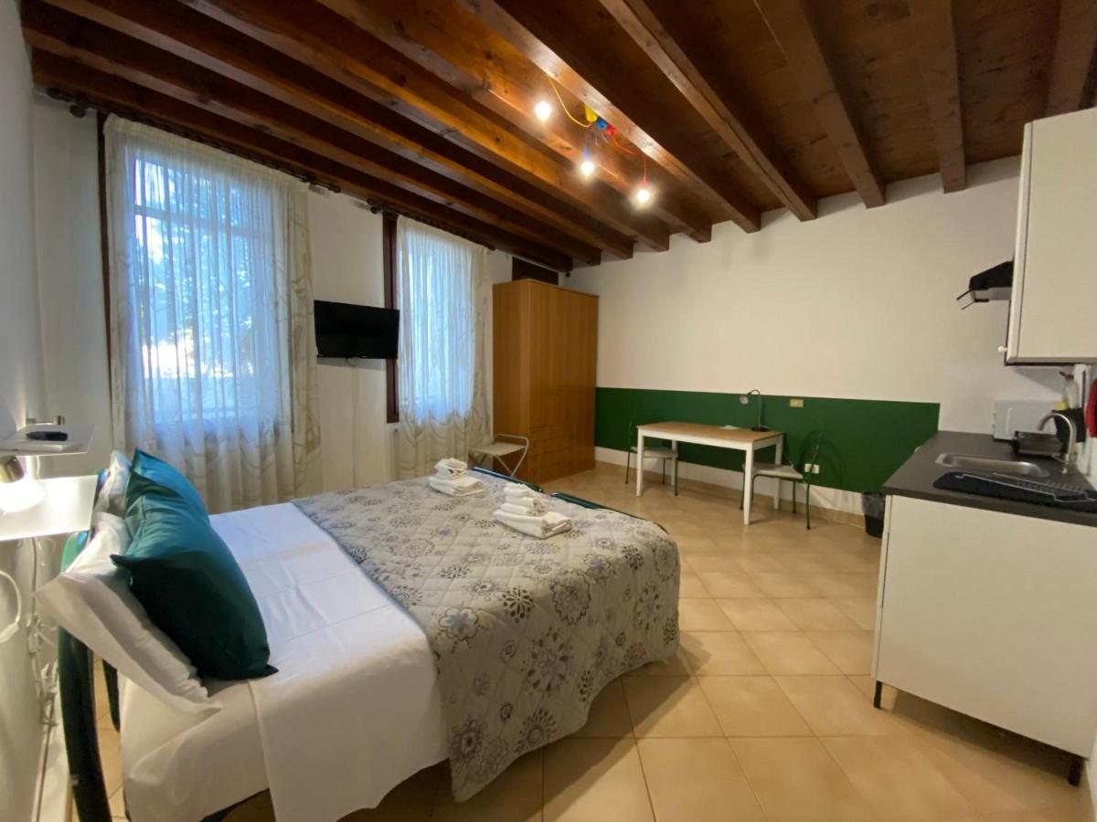 Hotel Casa Santa Caterina E Sant Antonio Padwa Zewnętrze zdjęcie