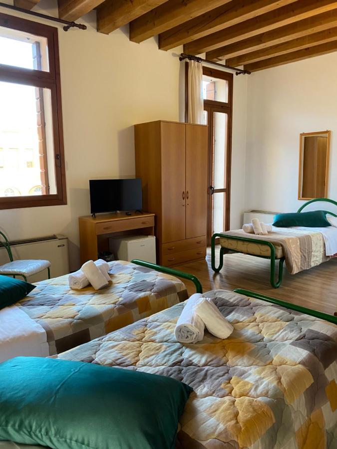 Hotel Casa Santa Caterina E Sant Antonio Padwa Zewnętrze zdjęcie
