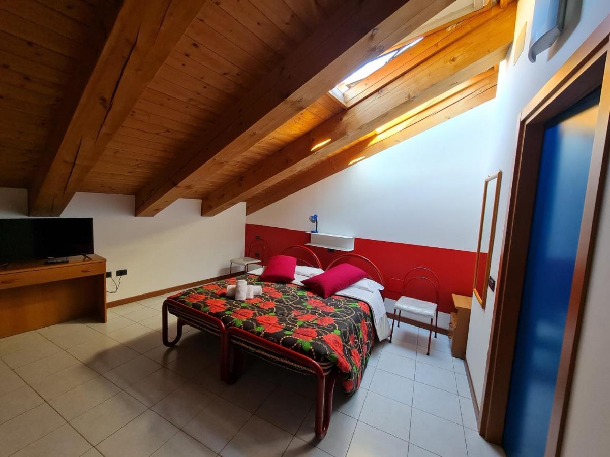 Hotel Casa Santa Caterina E Sant Antonio Padwa Zewnętrze zdjęcie