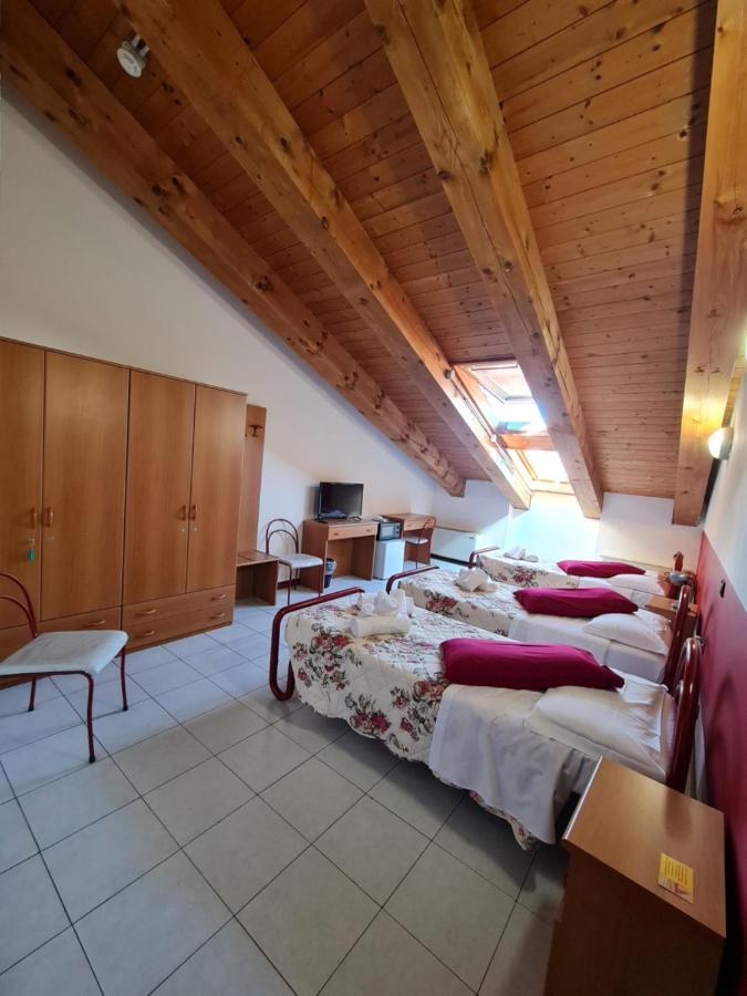 Hotel Casa Santa Caterina E Sant Antonio Padwa Zewnętrze zdjęcie