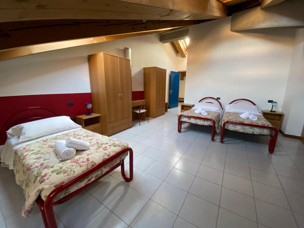 Hotel Casa Santa Caterina E Sant Antonio Padwa Zewnętrze zdjęcie