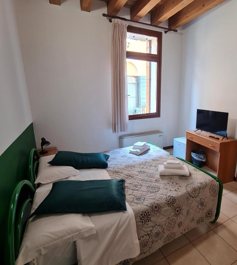 Hotel Casa Santa Caterina E Sant Antonio Padwa Zewnętrze zdjęcie