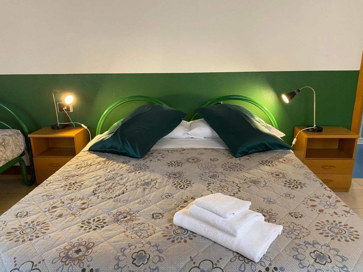 Hotel Casa Santa Caterina E Sant Antonio Padwa Zewnętrze zdjęcie